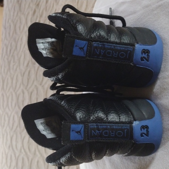 BOYS Shoes by MICHAEL JORDAN - Picture 3 of 15